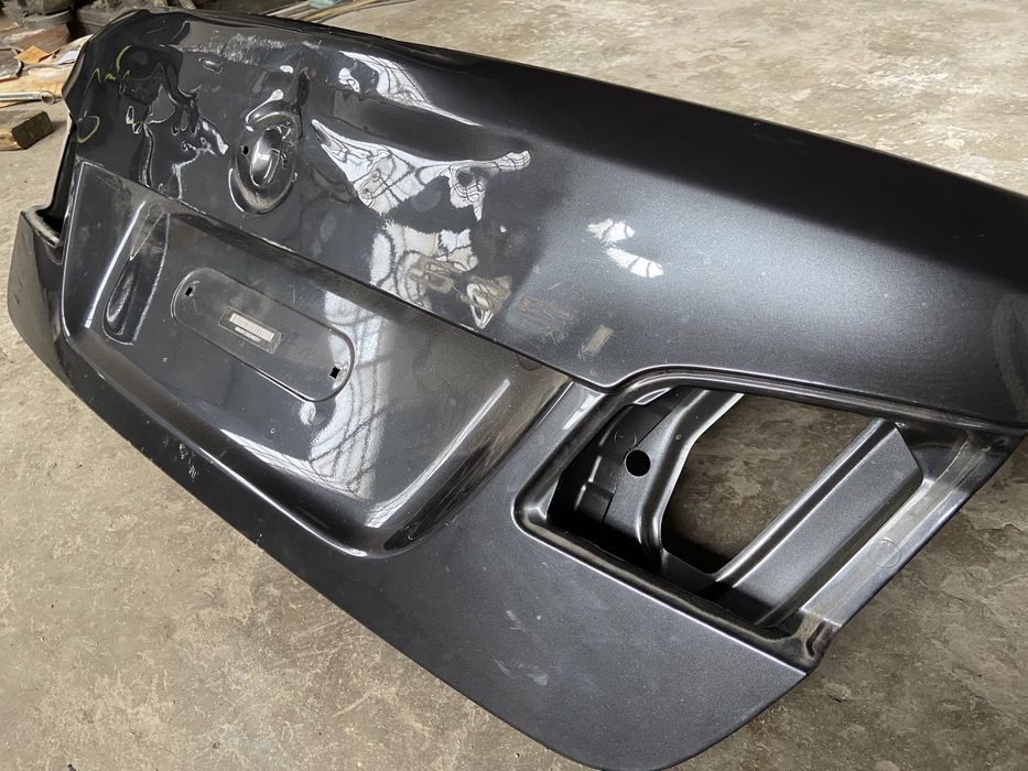 Крышка багажника BMW f10 оригинал