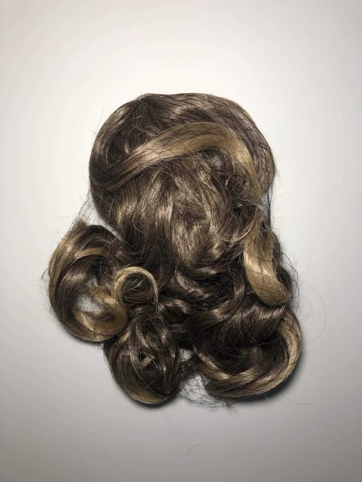 Doczepiany kucyk 33 cm kręcony clip in aschbrąz blond