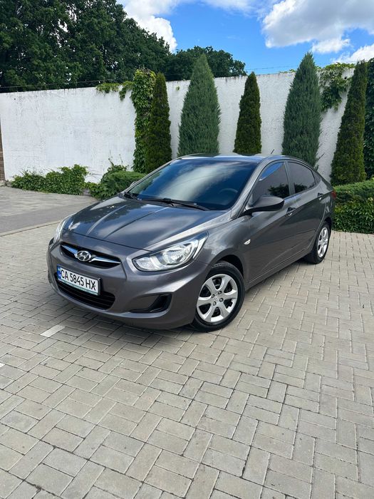 Hyundai Accent 2013