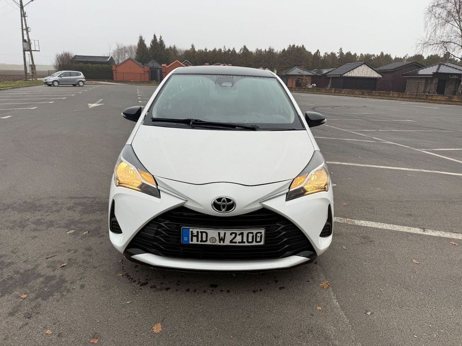 Toyota Yaris Ładny stan, bogata wersja, bardzo mały przebieg
