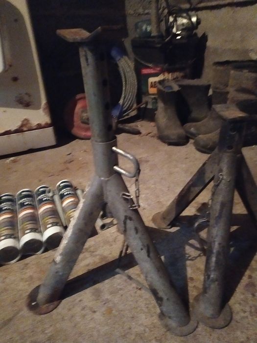 Kobyłki pod samochód