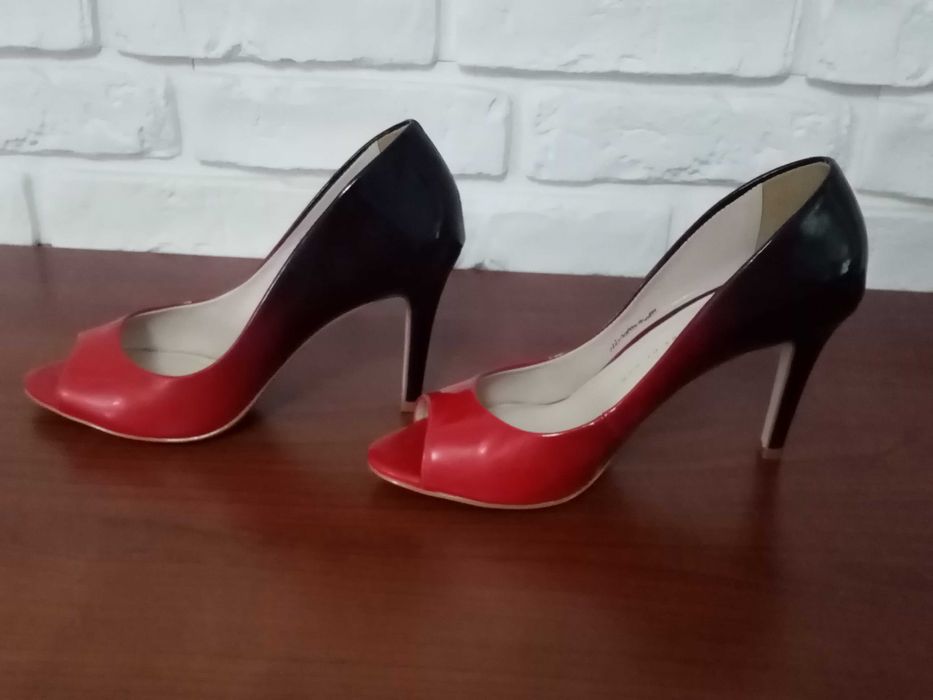 Buty lakierki szpilki czułenka