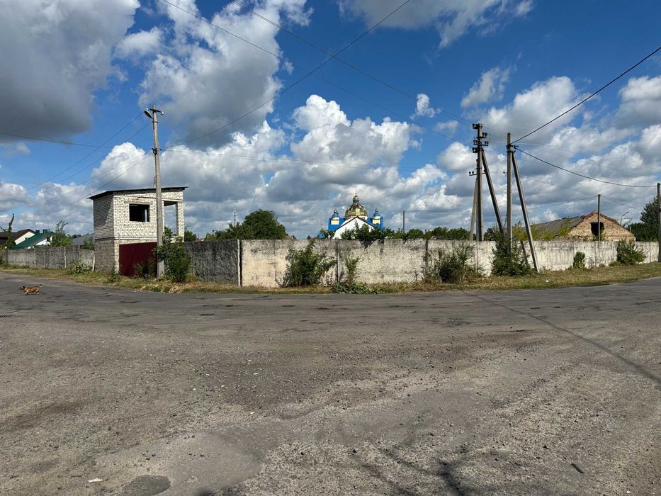 Продам приватизовану земельну ділянку 1,2 га