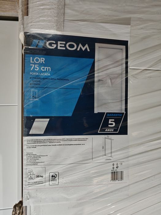 Vendo porta lacada 75 cm nova