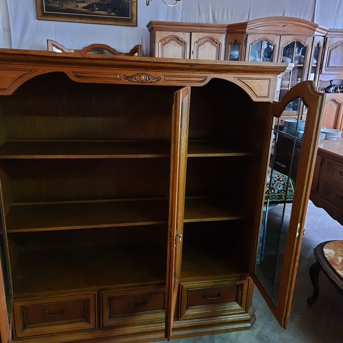 Дубовый сервант с подсветкой, антик, Германия.