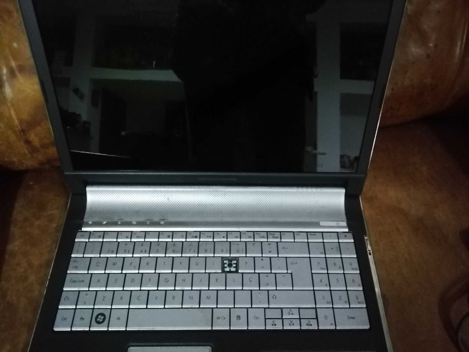 4 computador portáteis