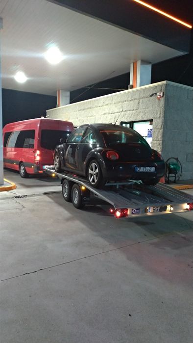 Atrelado porta carros Blyss 450x210cm. Peso brutto rebocavel 3000kg.