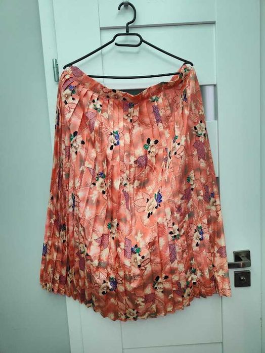 Różowa spódnica plisowana midi w kwiaty L/XL boho