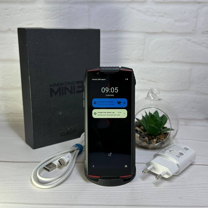 Продам телефон  Cubot King Kong Mini 3 6/128Gb NFC в гарному стані