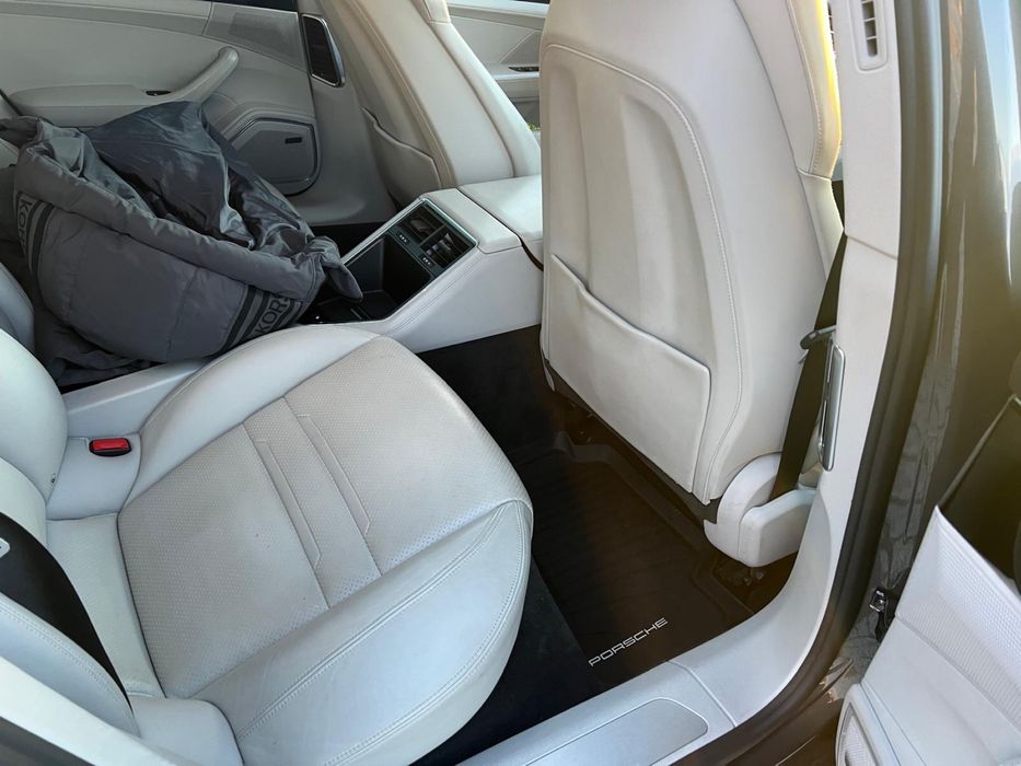 Vendo Porshe Panamera 4