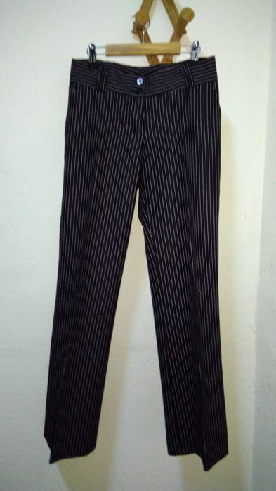 Calças clássicas, 36.