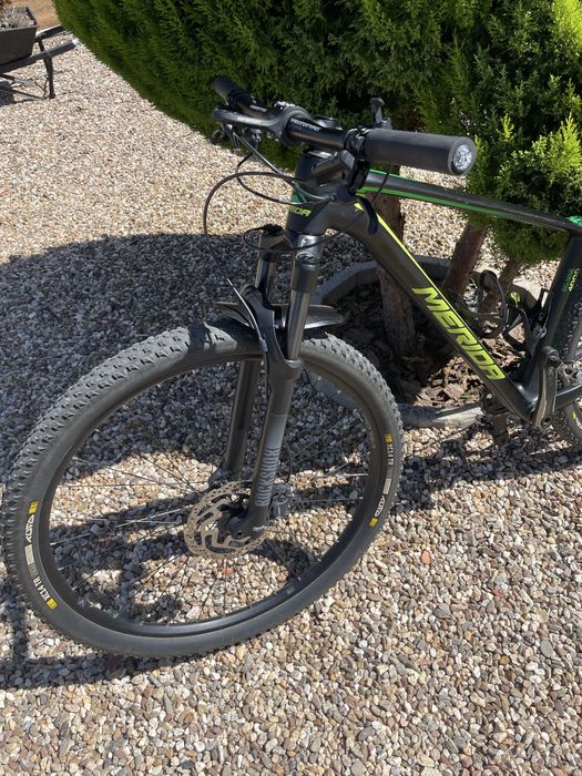 Bicicleta BTT Merida Big Nine roda 29 em Corbono.