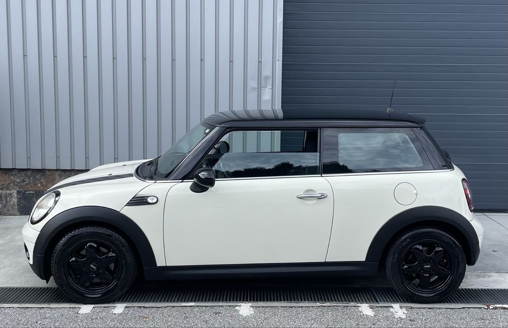 Mini Cooper 1.4i64846413696385122