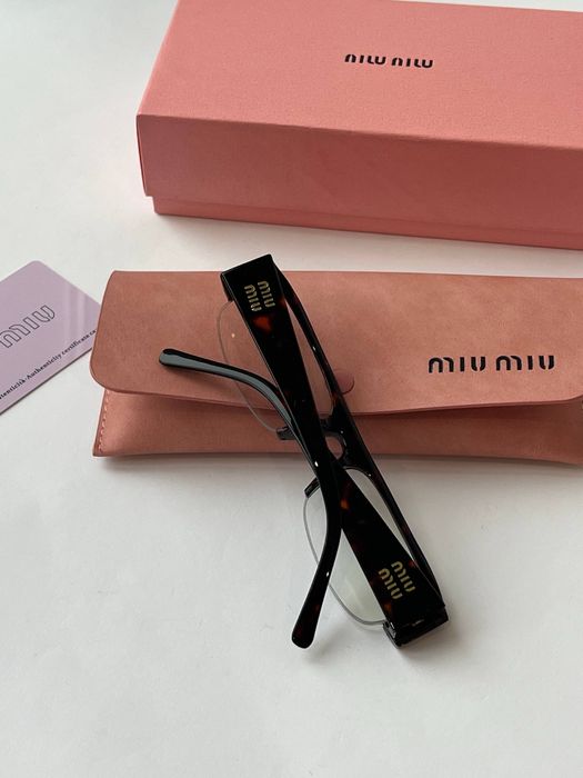 Тренд цього скзону окуляри  в стилі Miu Miu balenciaga преміум якості