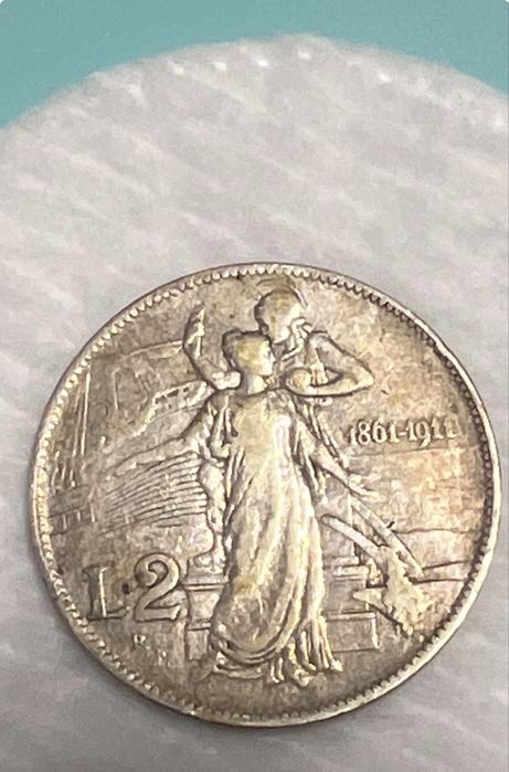 Срібні 2 ліри 1911року Італія