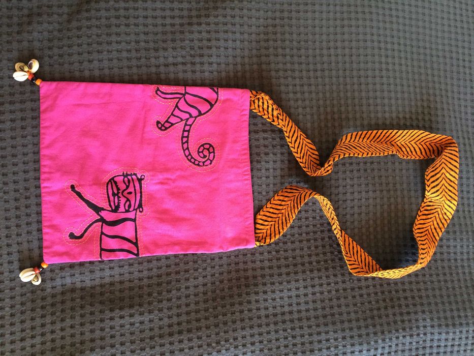 Dastkar Ranthambhore - piękna Indyjska torba na ramię (z kocurem?)