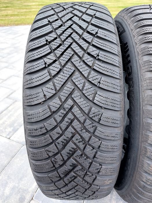 Шини 215 60 R16 99H Hankook зимові