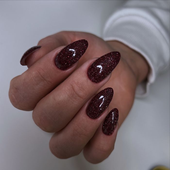 Stylizacja paznokci z dojazdem do domu 130zł