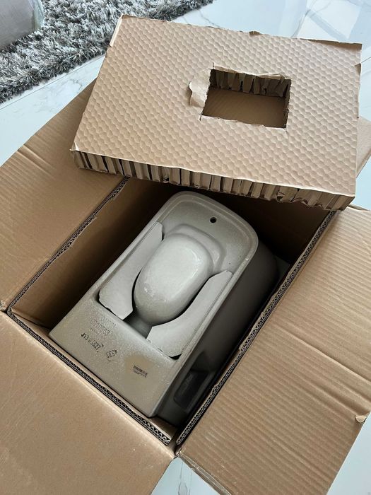 Унитаз подвесной с крышкой Comfort Devit 3120123