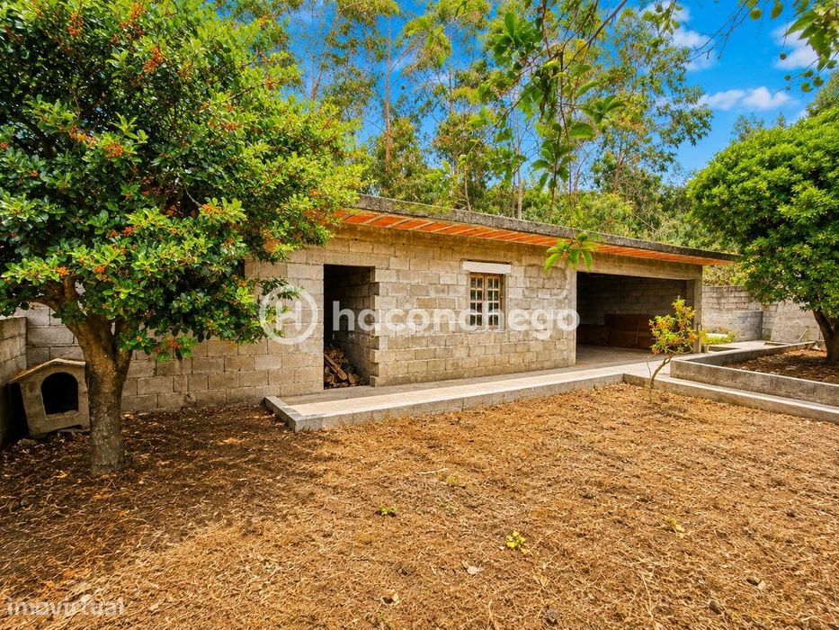Moradia Rústica com 550 m² de terreno em Vila Cova, Barcelos