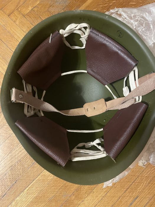 Каска СШ-68, Стальной Шлем: 343 грн. - Колекціонування Київ на Olx