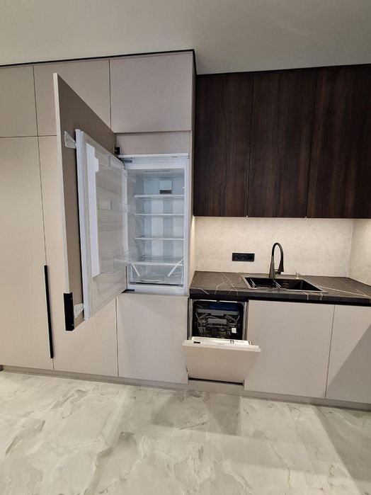 Продаж / Квартира / Єдності 7 ,Бармаки