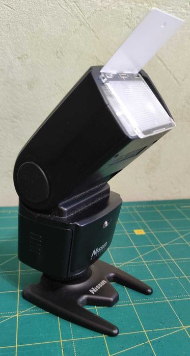 Вспышка Nissin speedlite Di466 Canon