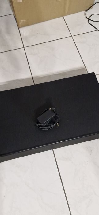 Sound base pod telewizor
