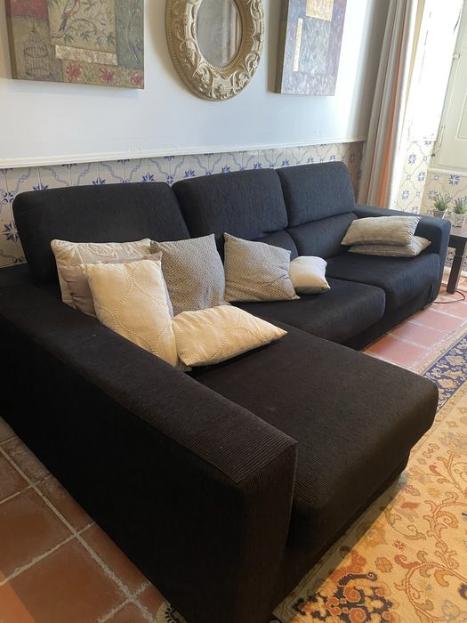 Sofá com chaise longue