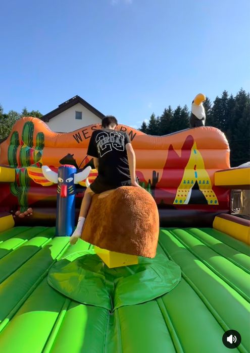 Byk rodeo dmuchaniec piknik festyn impreza