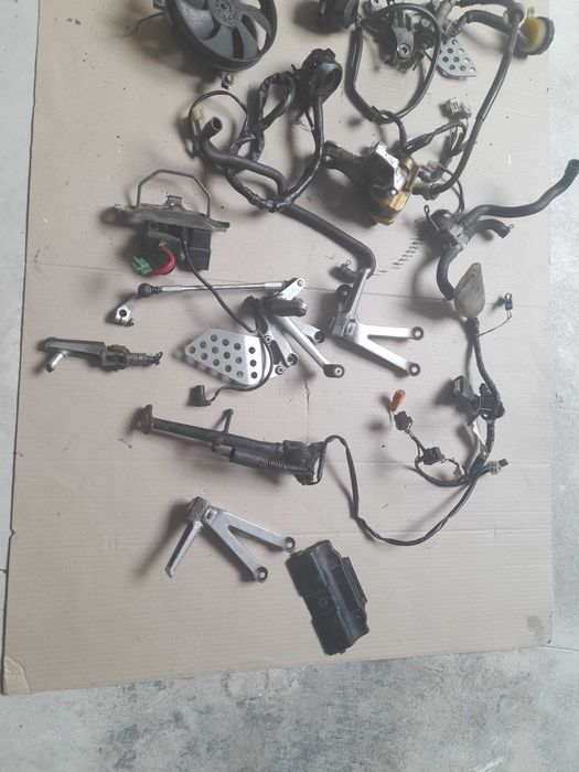 Material honda cbr 929