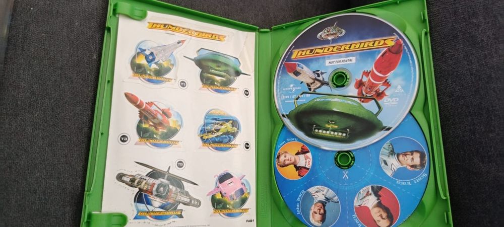 Conjunto de jogos e DVD