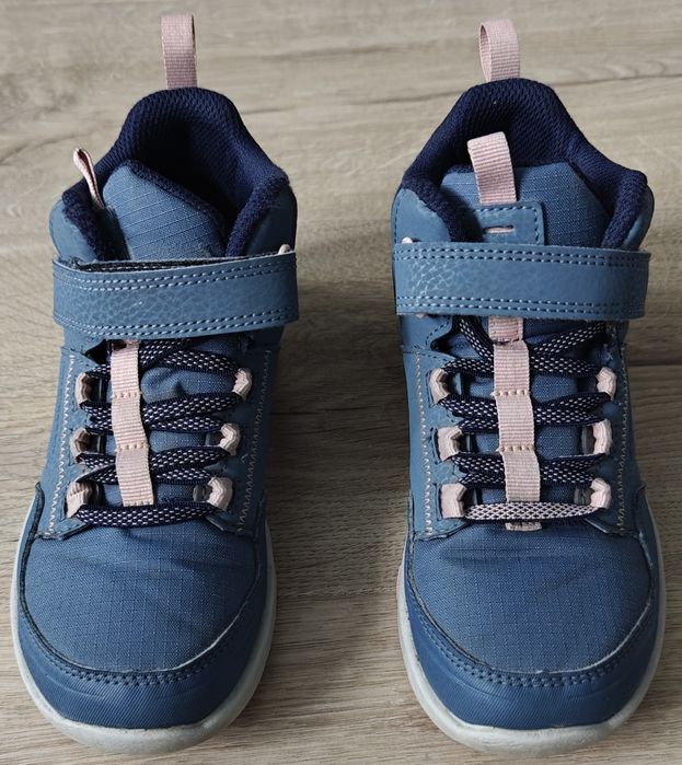 Buty dziecięce turystyczne Quechua na jesień