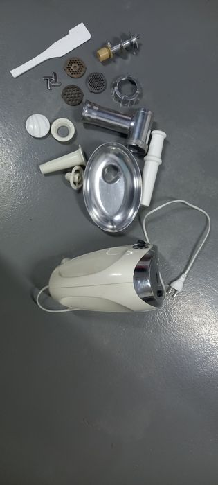 Maszynka do mielenia mięsa Botti