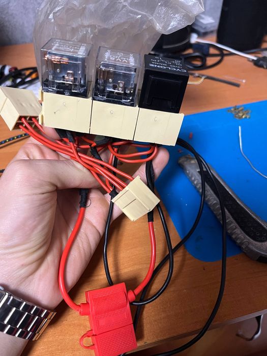 Підсилювач склоочисників(двірників) ваз 2108-2115, 2110-2112