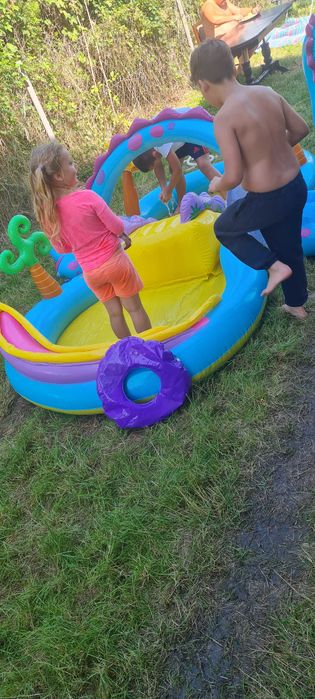 Basen plac zabaw dla dzieci