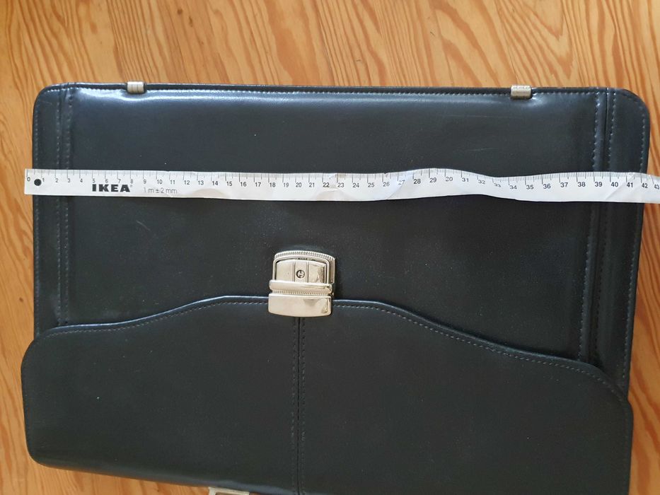 Czarna teczka/aktówka nowa