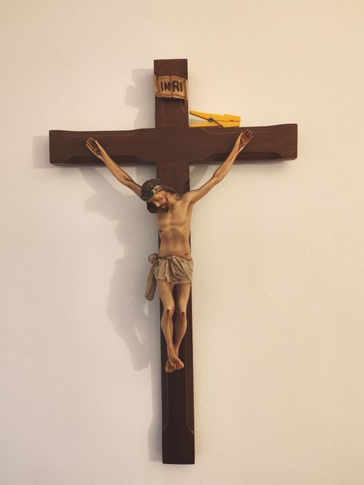 Crucifixo madeira
