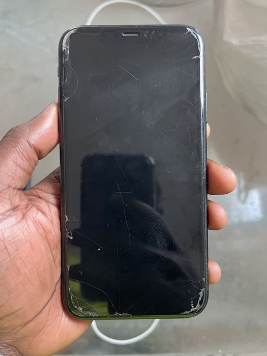 Vendo ou troco telemóveis! Leia a descrição.