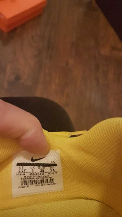 Buty Korki Piłkarski Nike Lanki 38