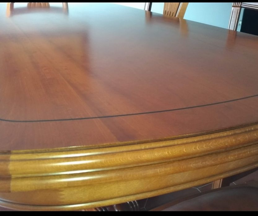 6Mesa maciça em cerejeira nunca usada