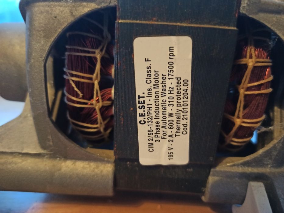 Продаем двигатель от стиральной маш.