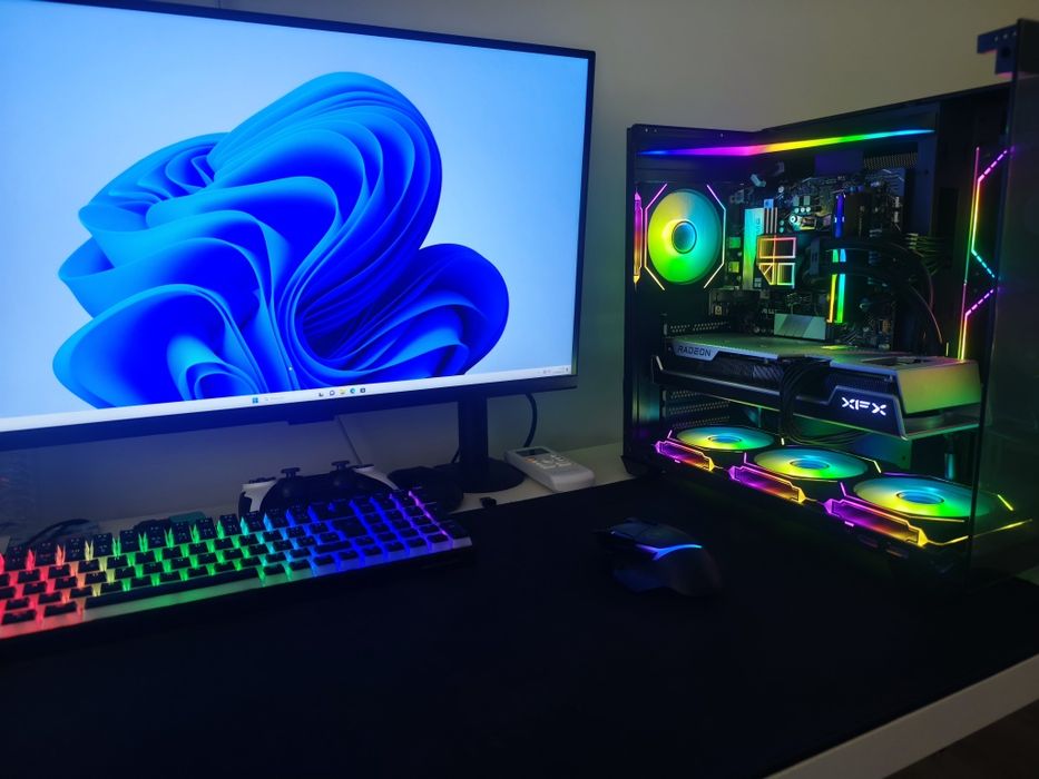 XTREME Gaming PC | Ryzen 7600X | 32GB DDR5 | RX 7800XT 16GB | = NOVO