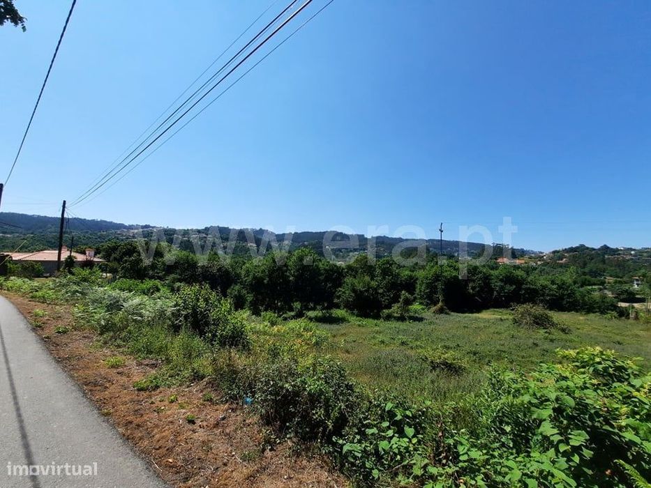 Terreno de construção com 5.880 m2 em Vinhós