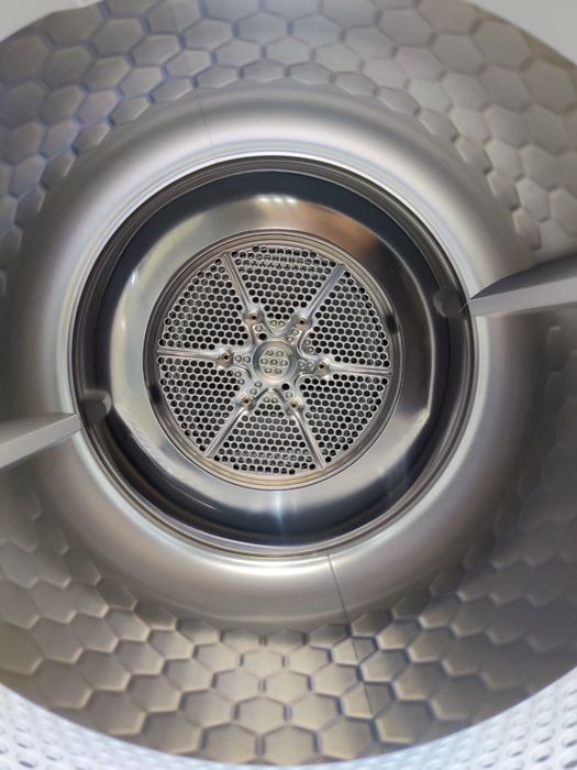 Сушка, сушильна машина Miele™ TEC675WP. 2025 рік. Стан нової. Німеччин