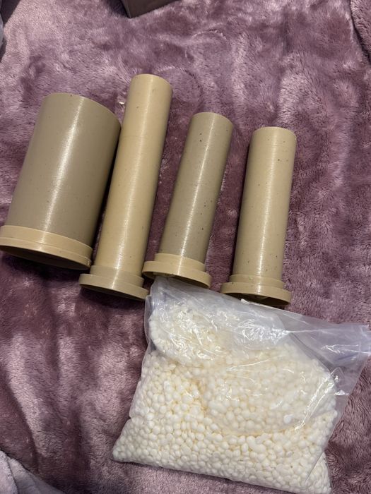 Форми для свічок та віск Kerasoy