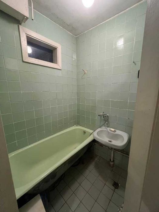 Продаж будинку вул. Довженко