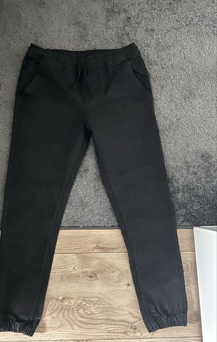 Spodnie męskie r.32
