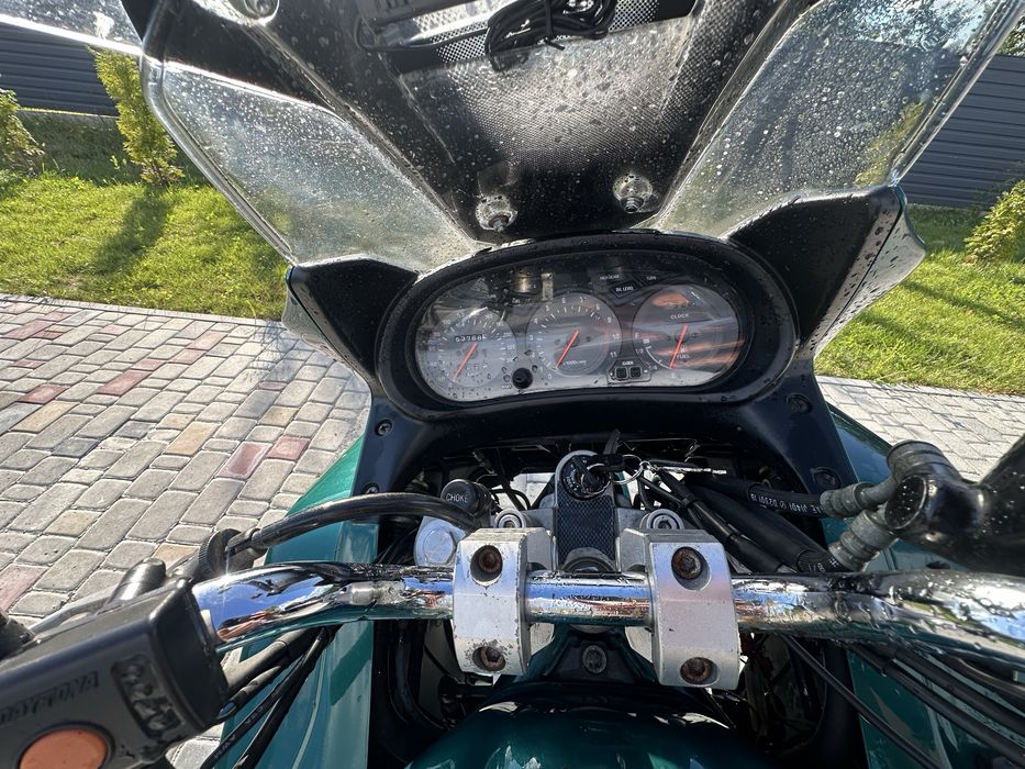 Продам YAMAHA 900