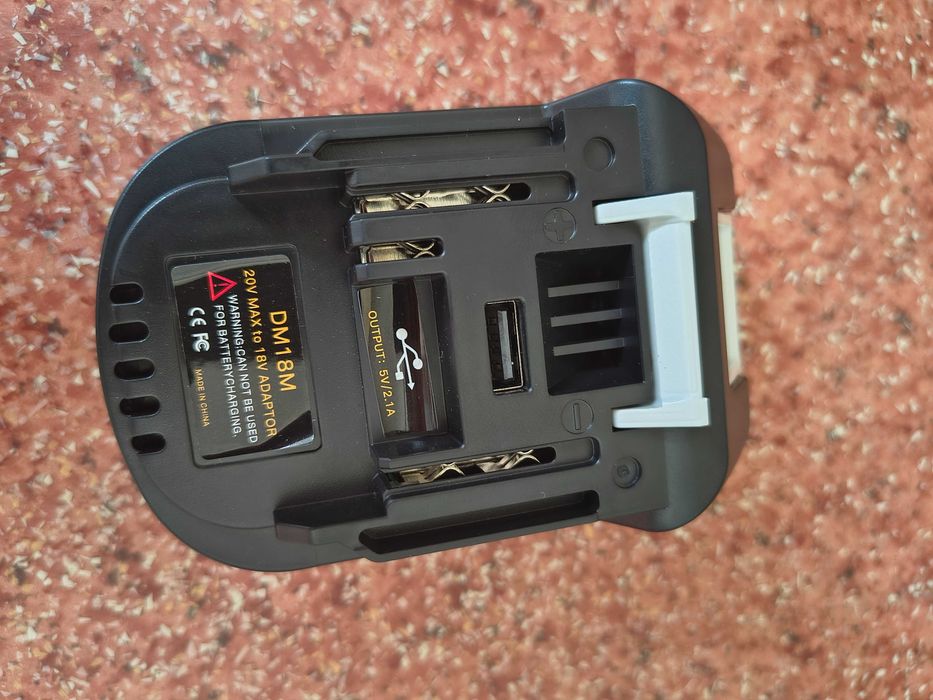 Przejściówka adapter z DeWalt/ Milwaukee na urządzenia makita